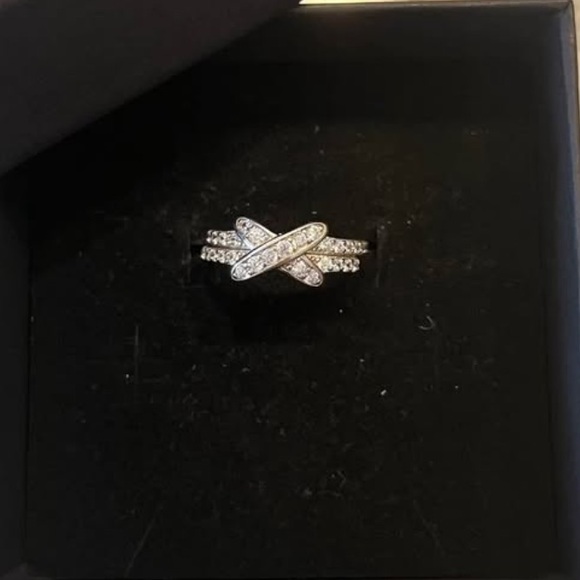 Sterling silver ring. Size 7. With clear crystals - Picture 1 of 4